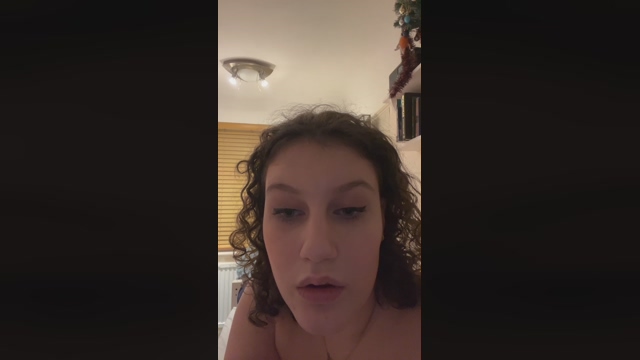 lizziethelovely  03-03-2022